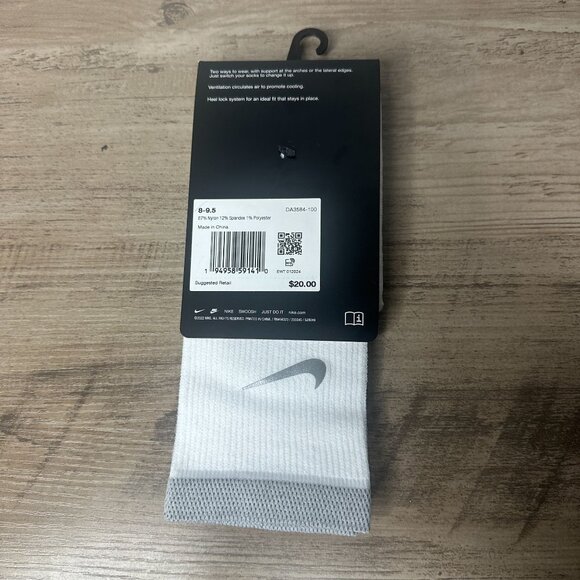 NWT Nike Unisex Spark Dri-FIT Running Crew Socks White Size Medium (DA3584-100) - Picture 5 of 8